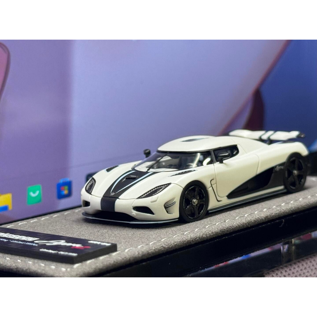 GRYNING KOENIGSEGG AGERA RS WHITE LIMITED EDITION RESIN MODEL CAR GRYNING KOENIGSEGG AGERA RS WHITE 