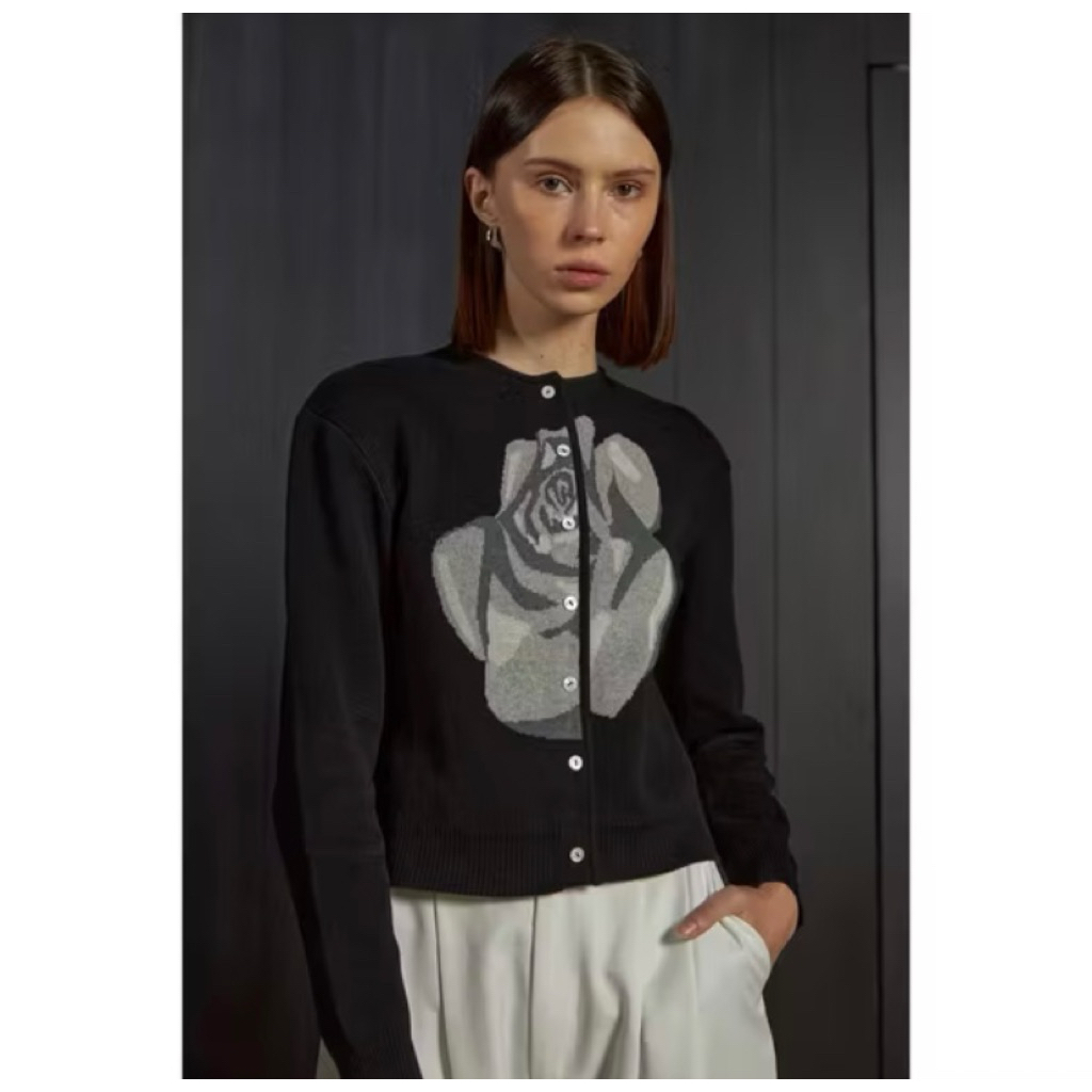 (BWNT) CLAUDE - Kath Outer