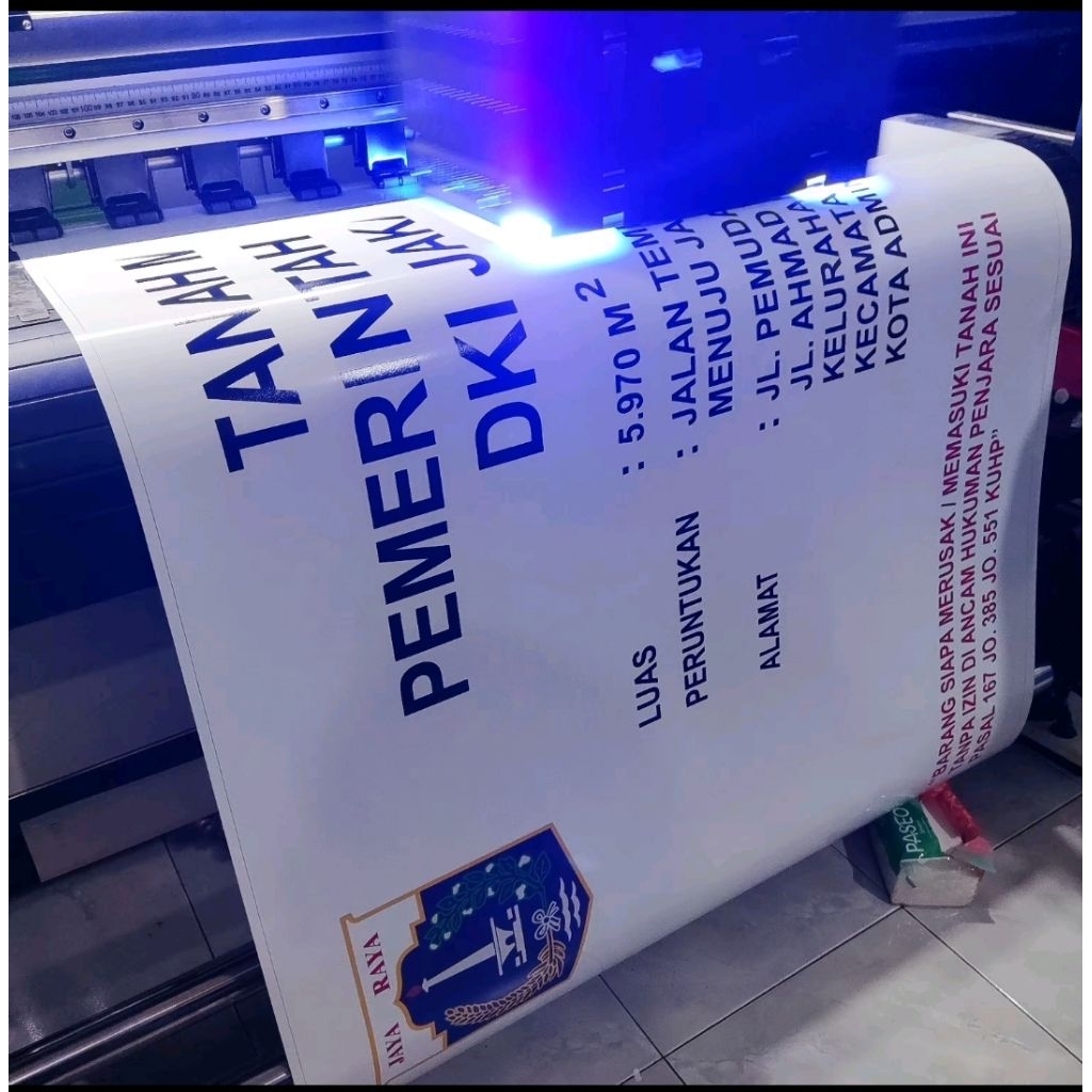 stiker papan nama | stiker plang nama | stiker papan nama toko | papan nama sekolah