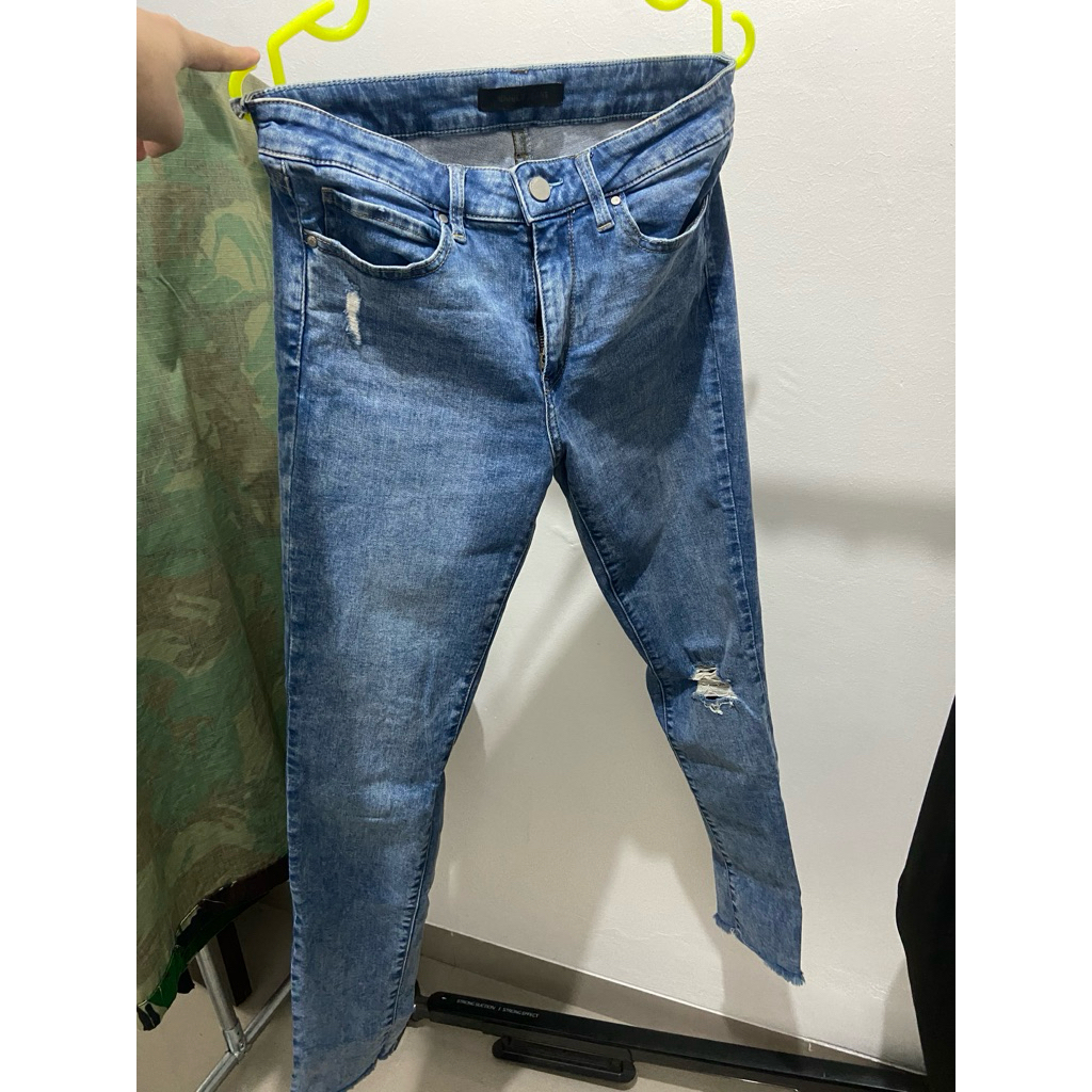 blue jeans uniqlo preloved
