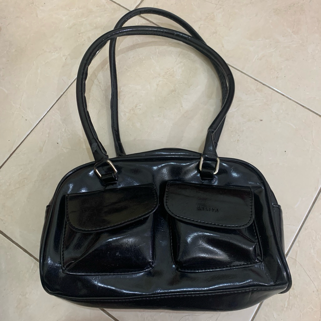 BELIYA BLACK SHOULDER BAG
