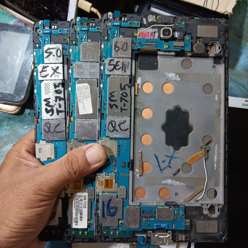 MESIN SAMSUNG GALAXY S  NORMAL MODEL SM-T705 SIAP PAKAI