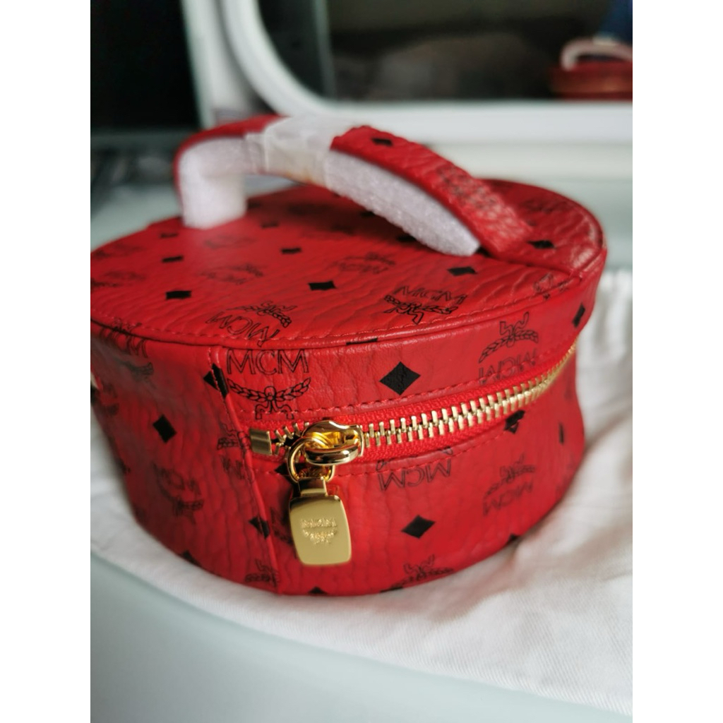 tas make up MCM vanity bag
