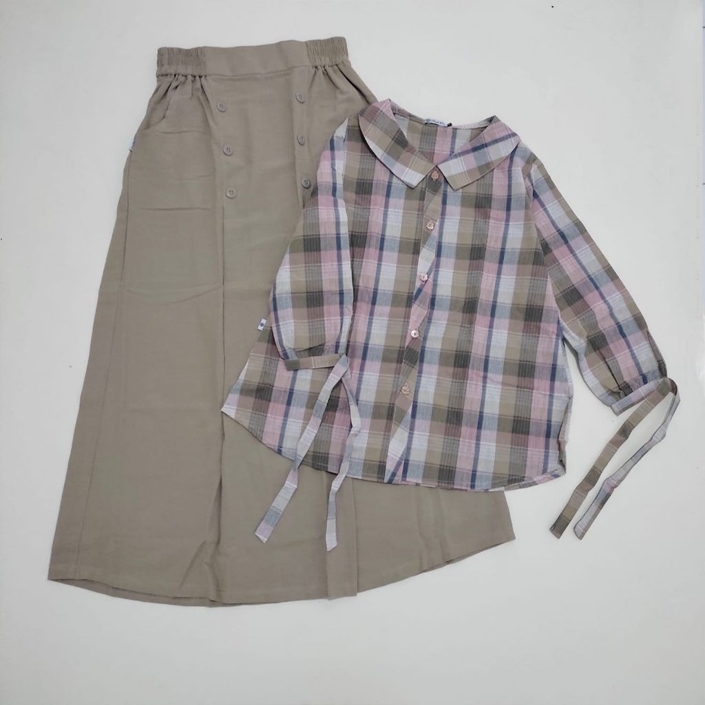 Blouse+ Rok allyzzia