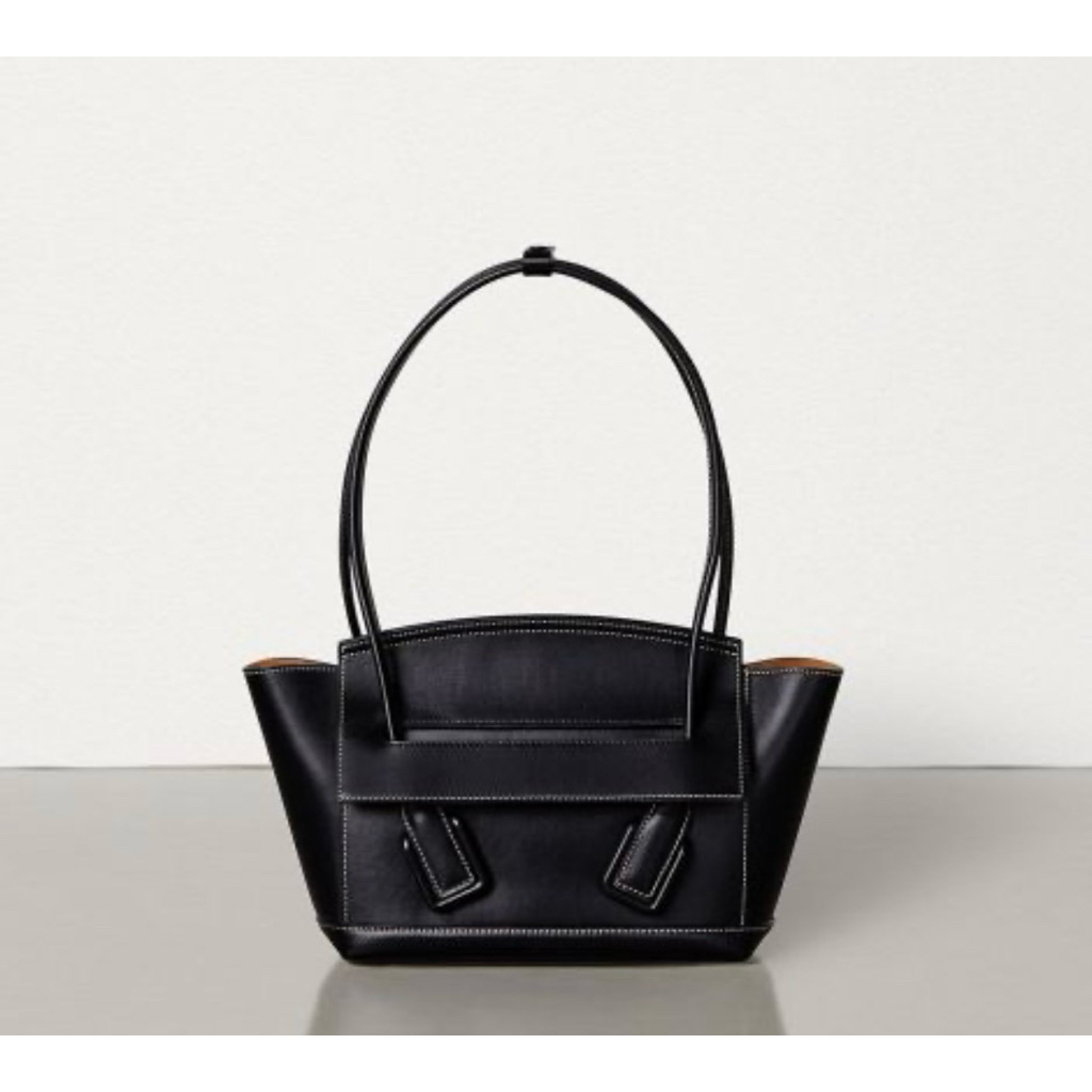 Bottega Veneta Arco shoulder Black