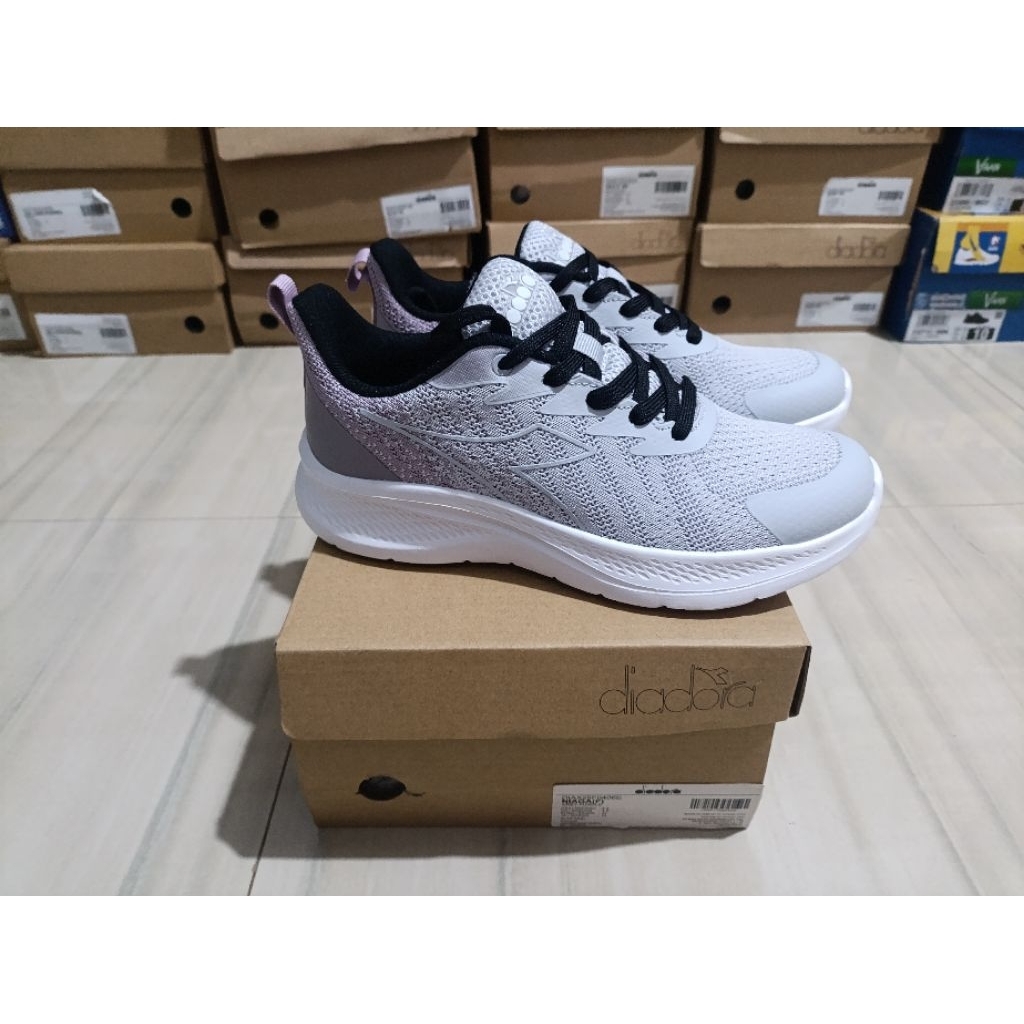Diadora Niaga Running/Snakers/Casual ( grey)