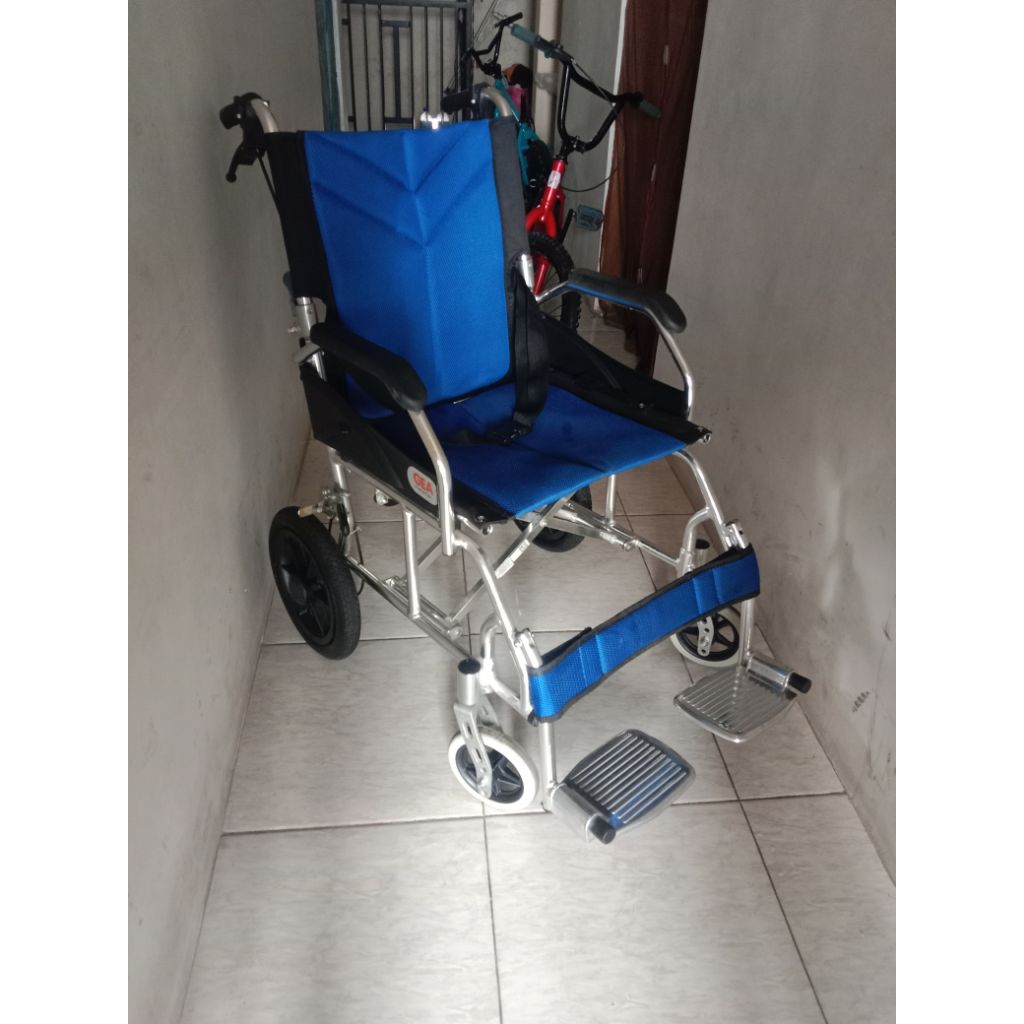 KURSI RODA TRAVELLING UNTUK UMROH ATAU HAJI TERMURAH / KURSI RODA BARU - BEKAS (SECOND) / KURSI RODA