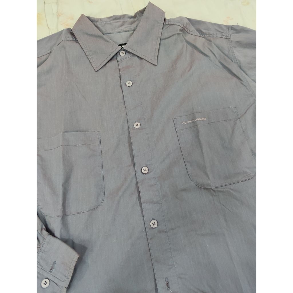 kemeja pria Hush Puppies M Preloved