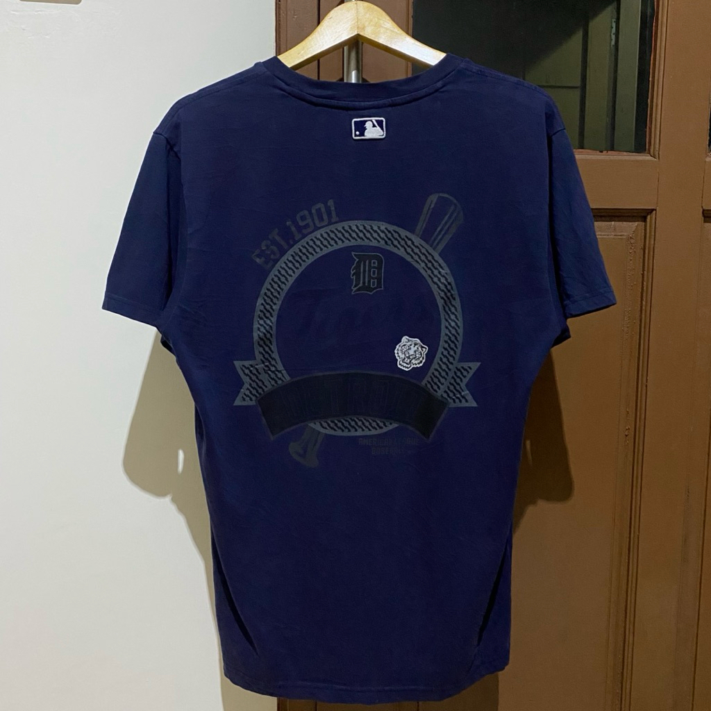 MLB Detroit Tiger Navy T-shirt
