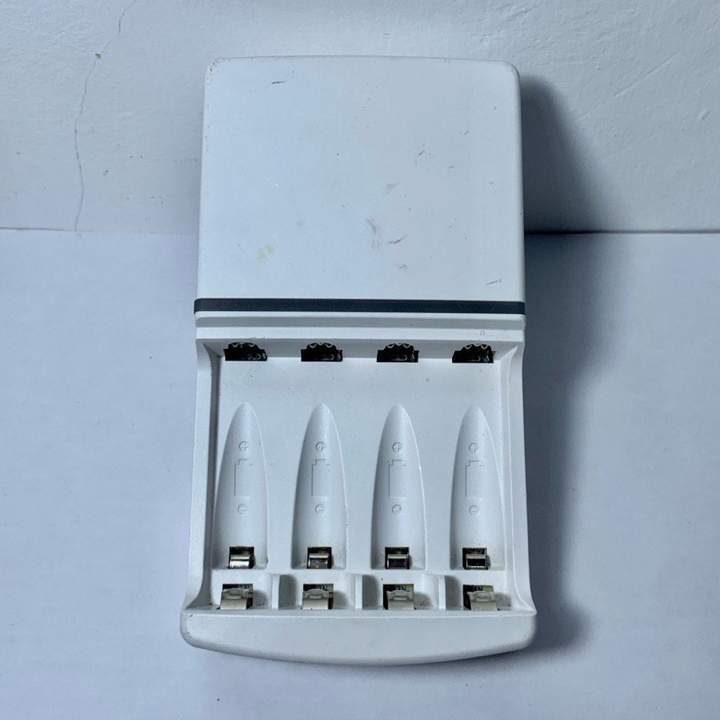 ikea kvarts charger baterai AA/AAA LADDA