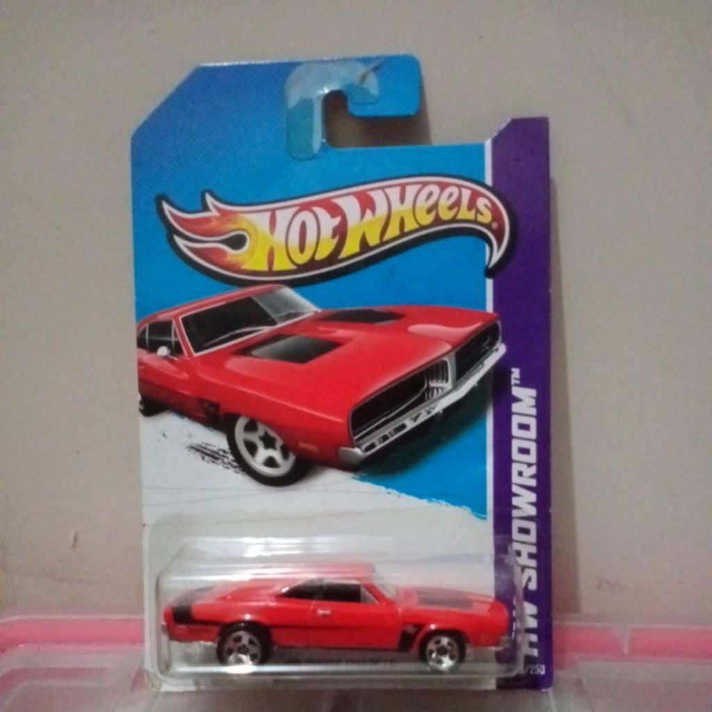 Hot Wheels 69 Dodge Charger