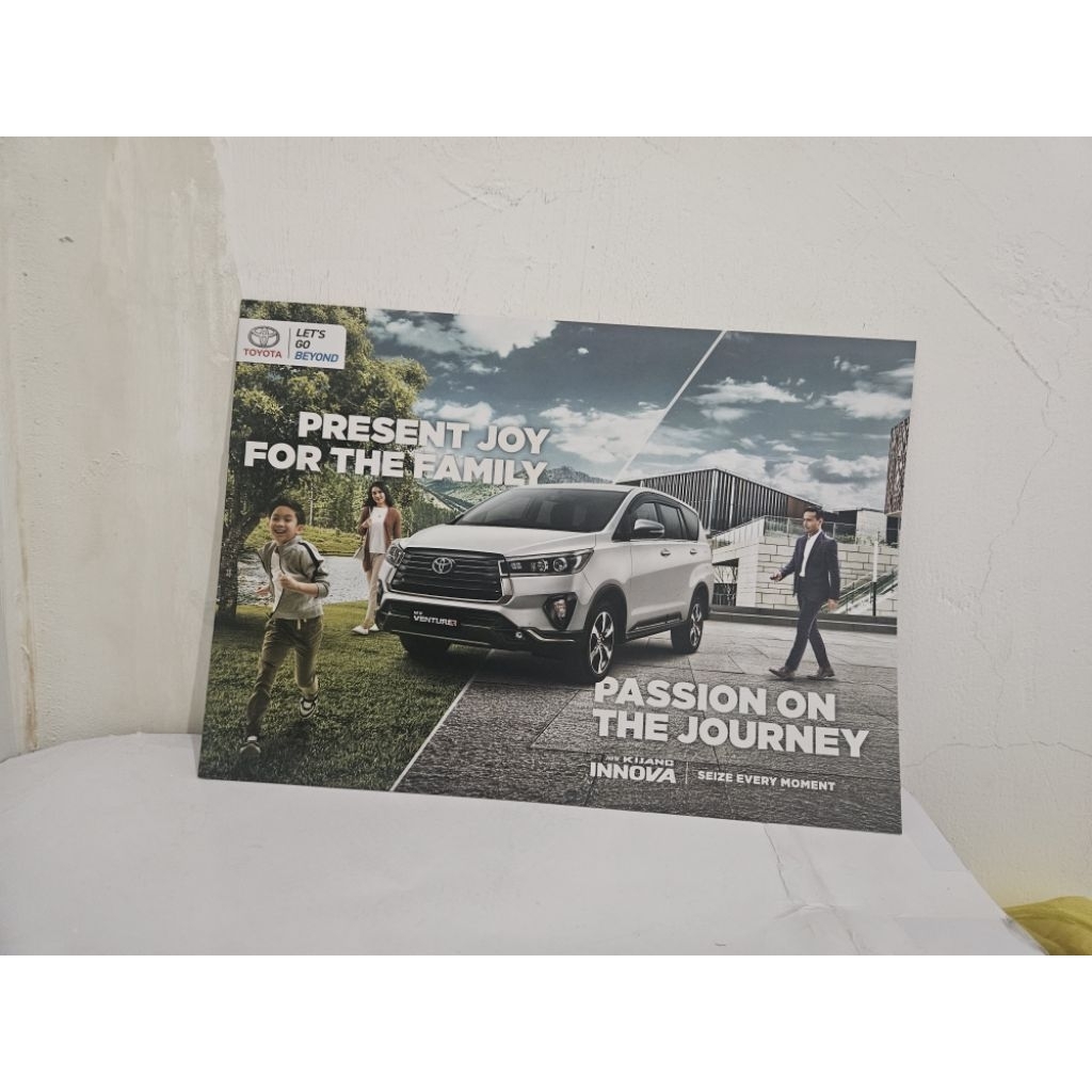 brosur katalog mobil toyota kijang innova 2021 buku booklet