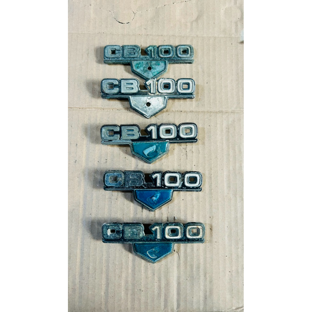 emblem box aki cb 100 original second sepasang