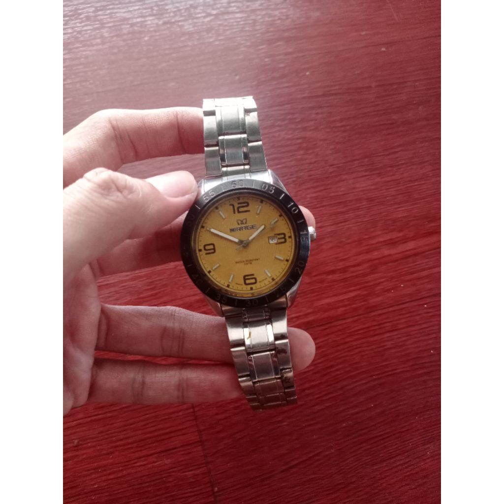 Jam tangan Vintage Mirage