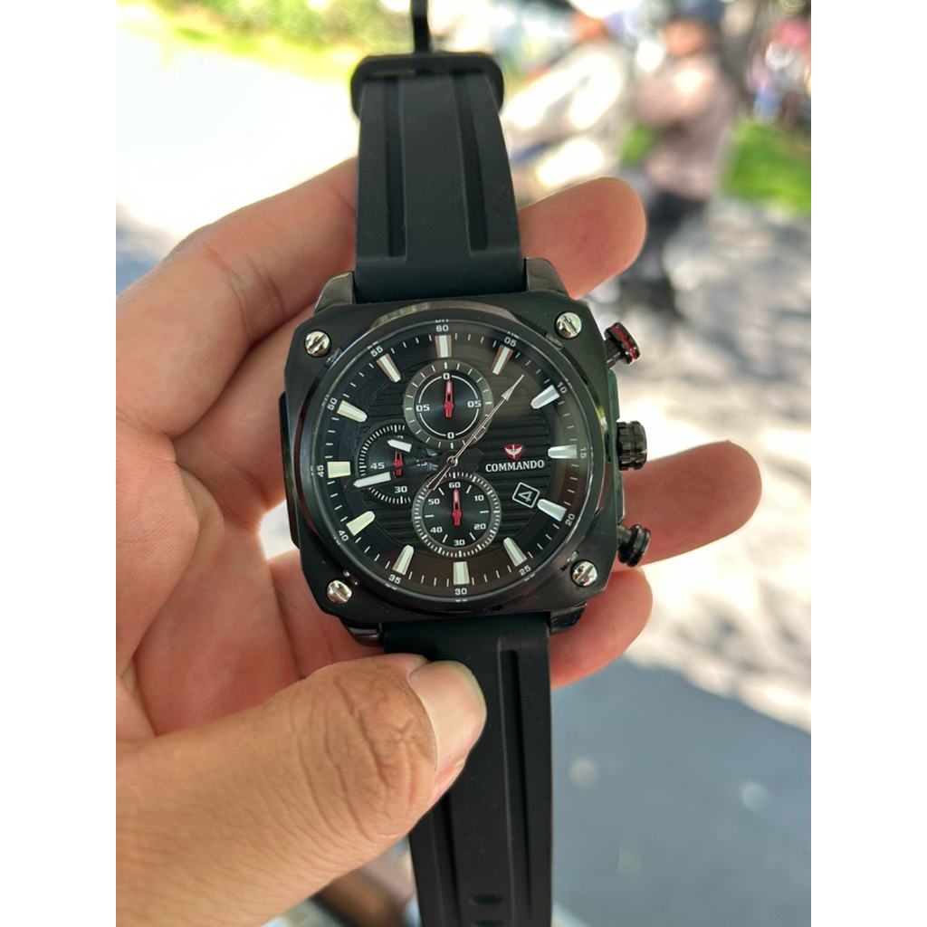 jam tangan Commando Chrono