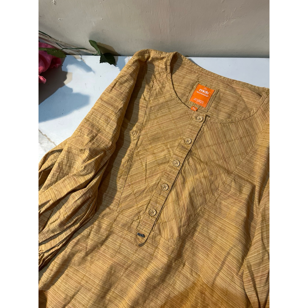 preloved blouse baju mcb ladies ori jumbo 4XL warna kunyit cantik
