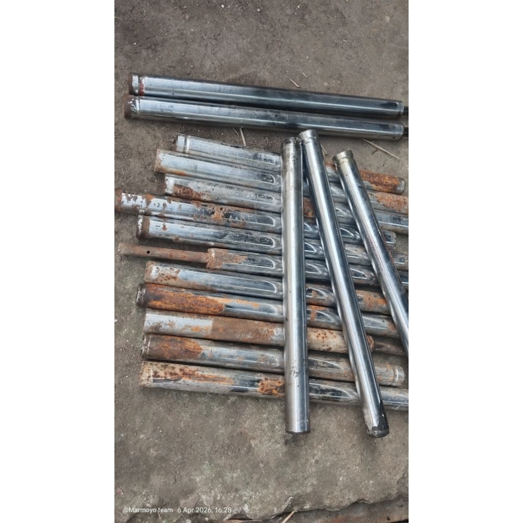 AS SKOK DIAMETER 26 KONDISI BEKAS BAHAN GAGANG PALU PENEKUK BESI BETON
