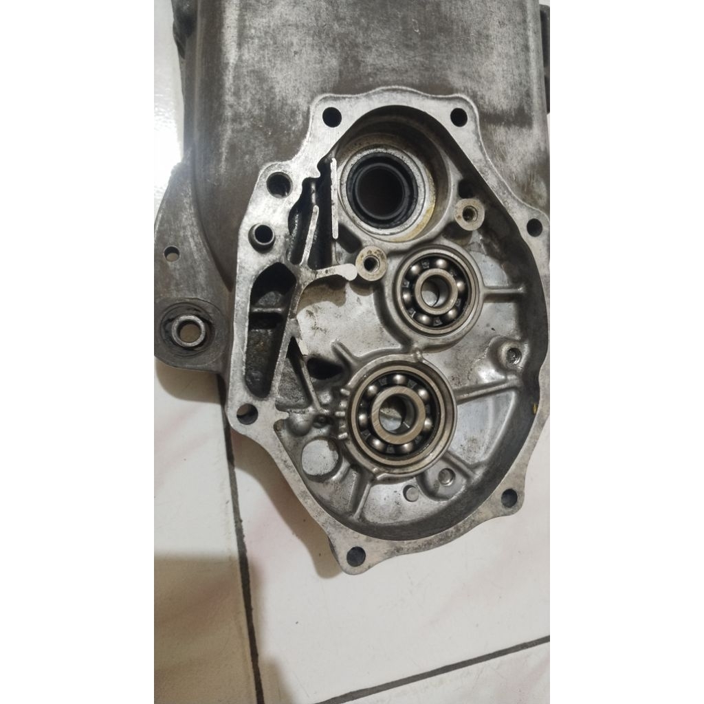 bak rengkes kiri motor beat esp seken original copotan