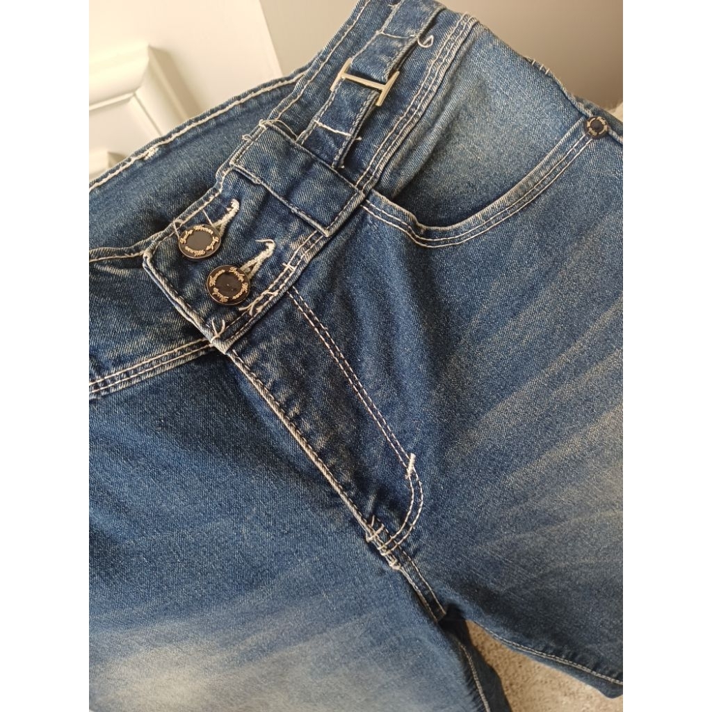 bootcut jeans