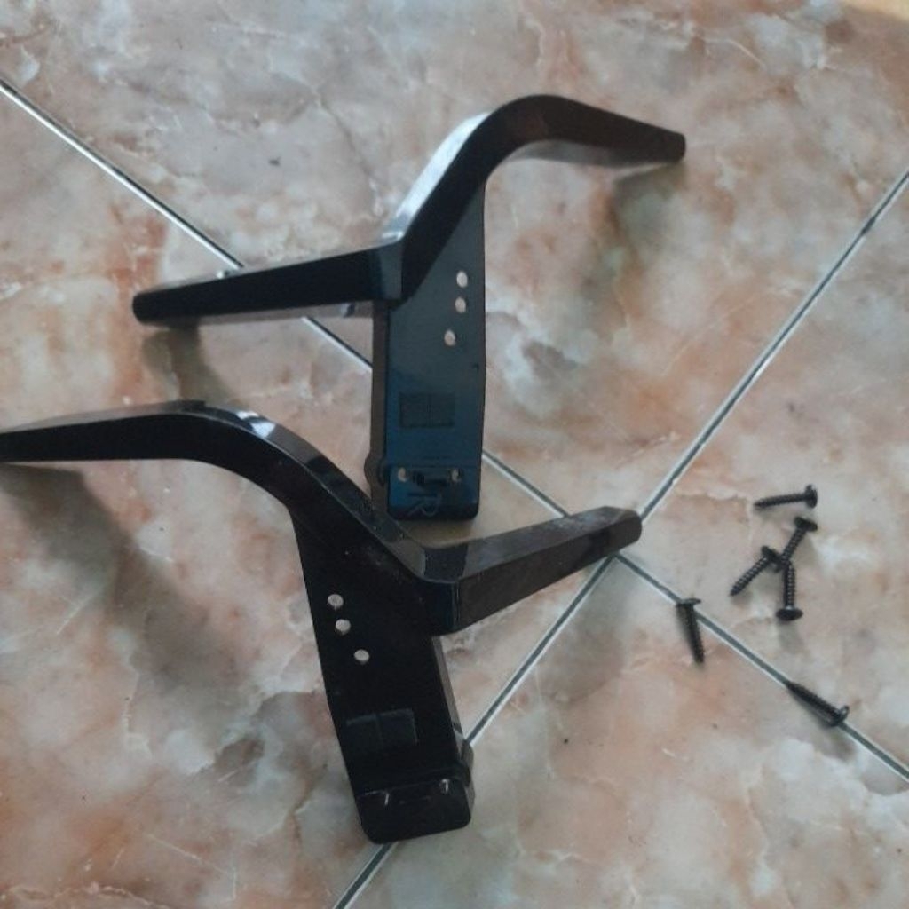 Stand kaki tv led polytron soundbar PLD 32B1550 / PLD 32B1551