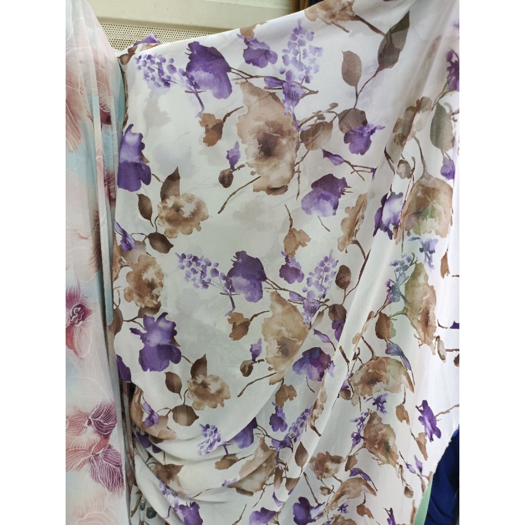 KAIN BAHAN CERUTY METERAN KAIN BABYDOLL QUALITY MOTIF BUNGA UNGU BLV