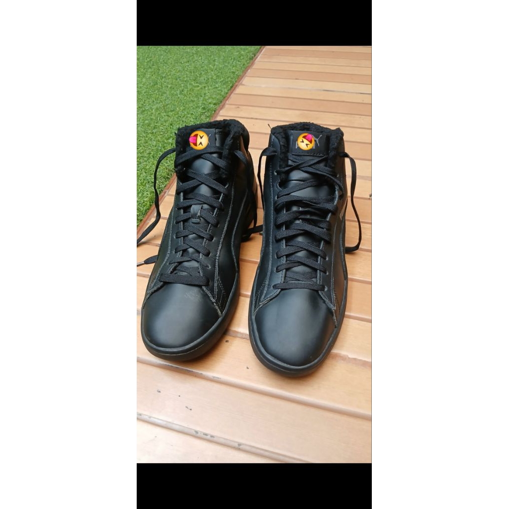 Sepatu sneakers second. Sepatu sneakers preloved. Sepatu kulit second. Sepatu kulit preloved. Sepatu