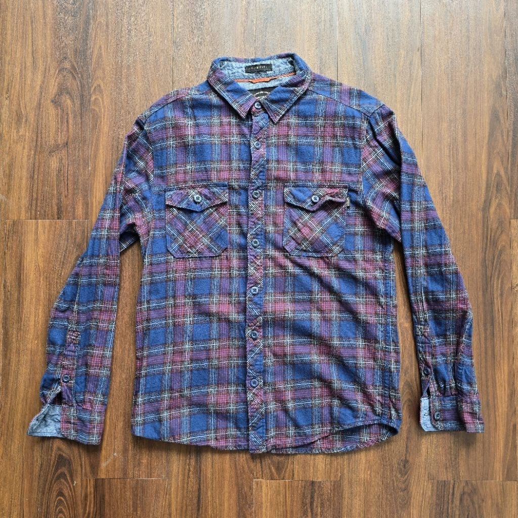Preloved Kemeja Flanel Pria Slim Fit EIGER (ORI) Size M Warna Biru Kotak-Kotak Tangan Panjang