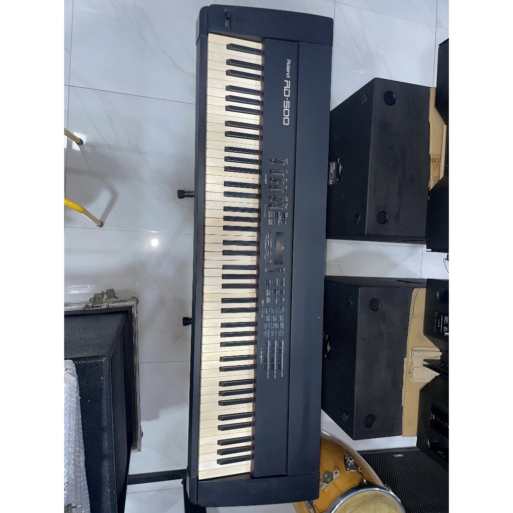 Keyboard Roland RD-500 made in japan