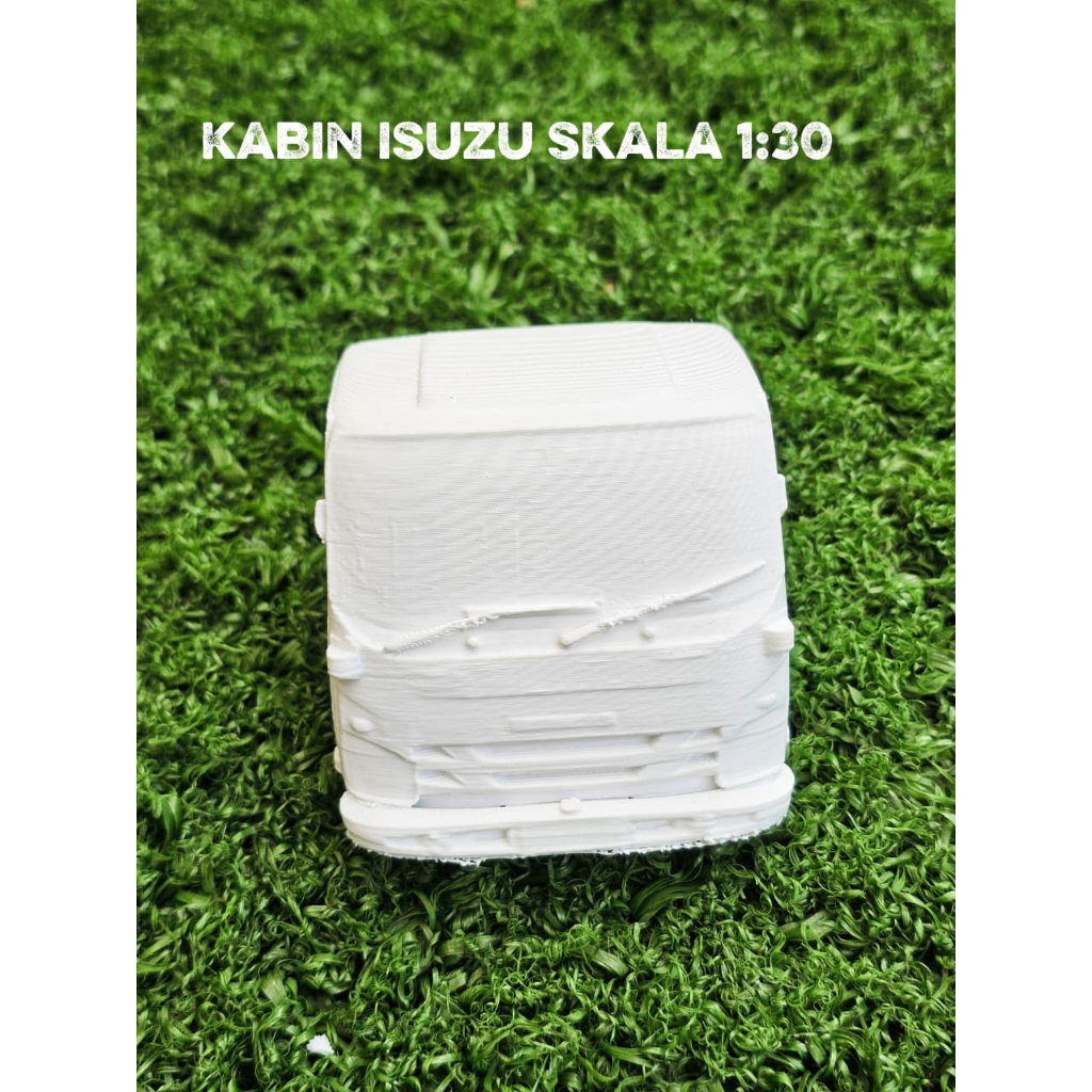 KABIN ISUZU MINIATUR SKALA BUAT TRUK PLASTIK KEPALA TRUK ISUZU NMR71