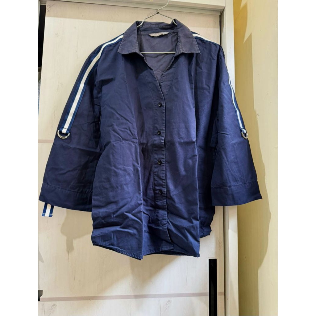 KEMEJA DARI BRAND MATAHARI