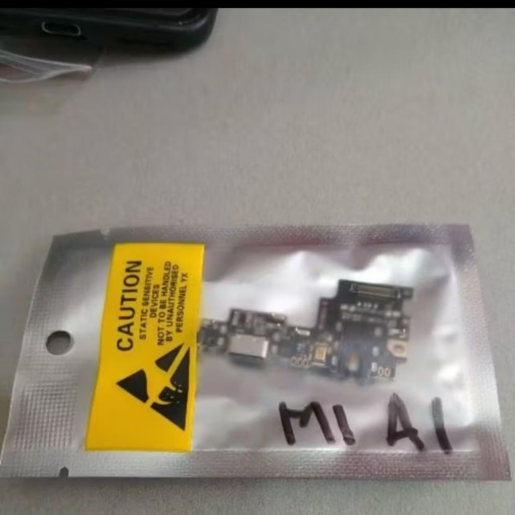 Papan Charger konektor PCB Xiaomi Mia1 MI A1/MiA1 original new Papan Charger konektor PCB Xiaomi Mia