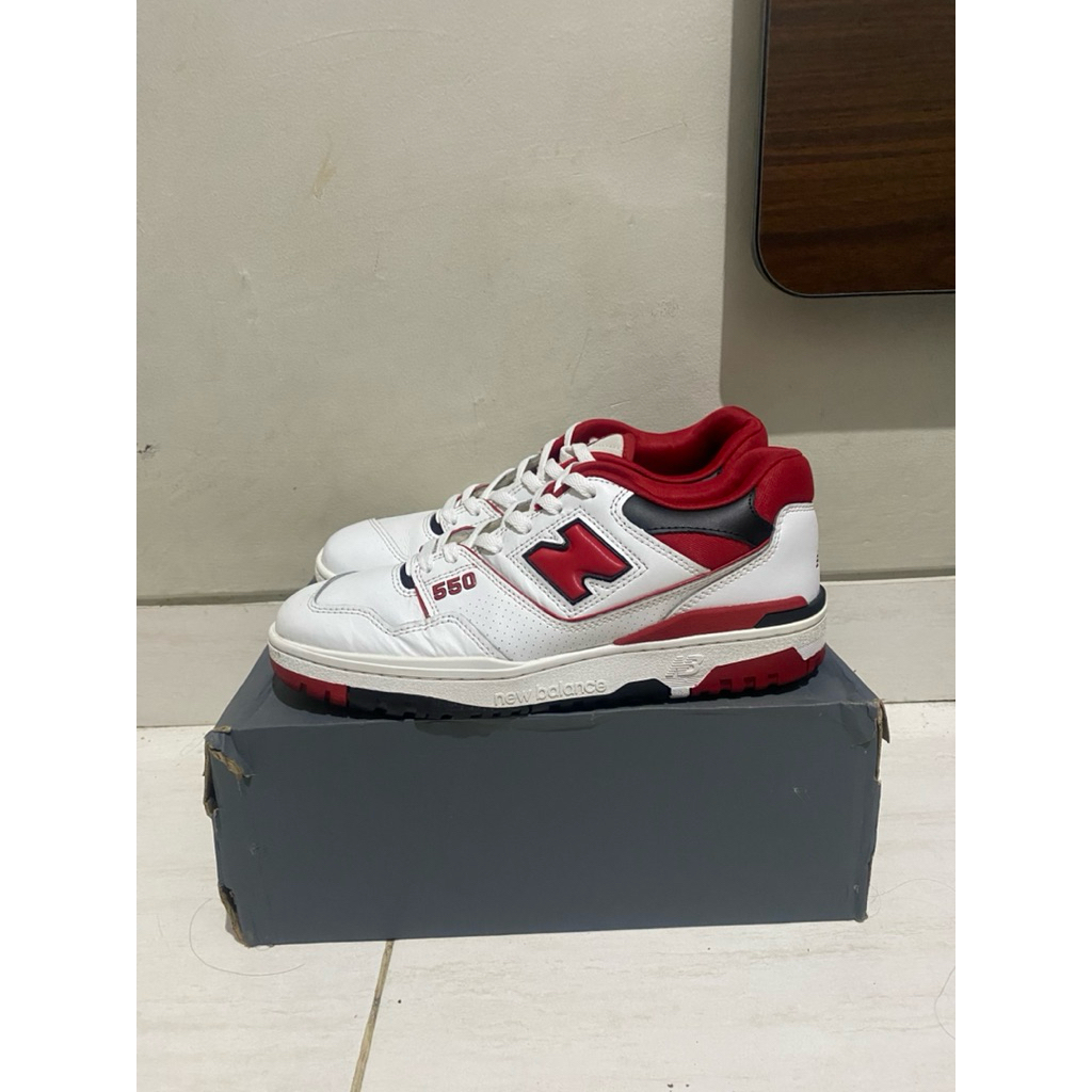 Sepatu Sneakers New Balance 550 ‘White Team Red’ US 10 / 44