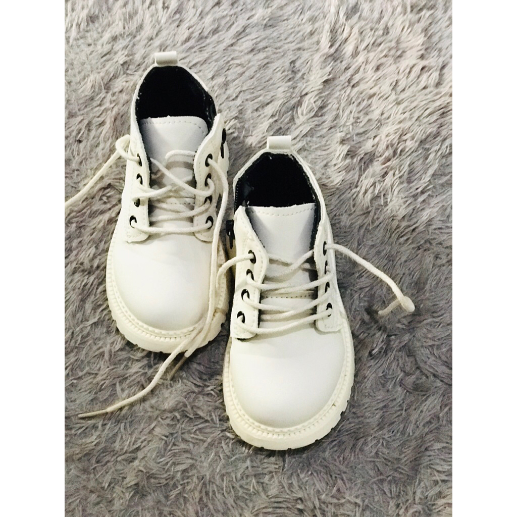 Preloved Sepatu Boots Anak Perempuan Beige Size 24 | 14,5cm