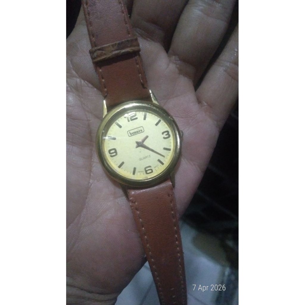 Jam tangan vintage Bossini