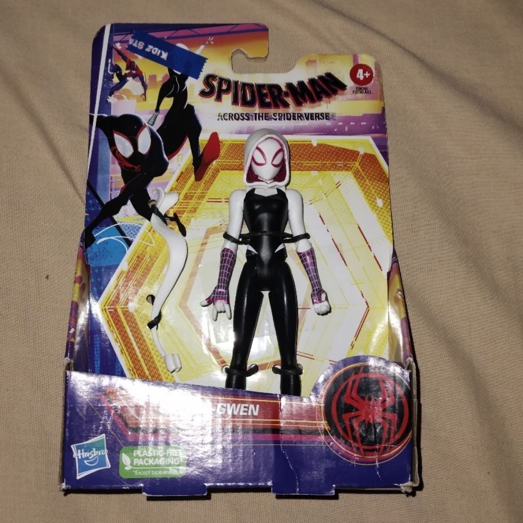 Figure Gwen spiderman hasbro