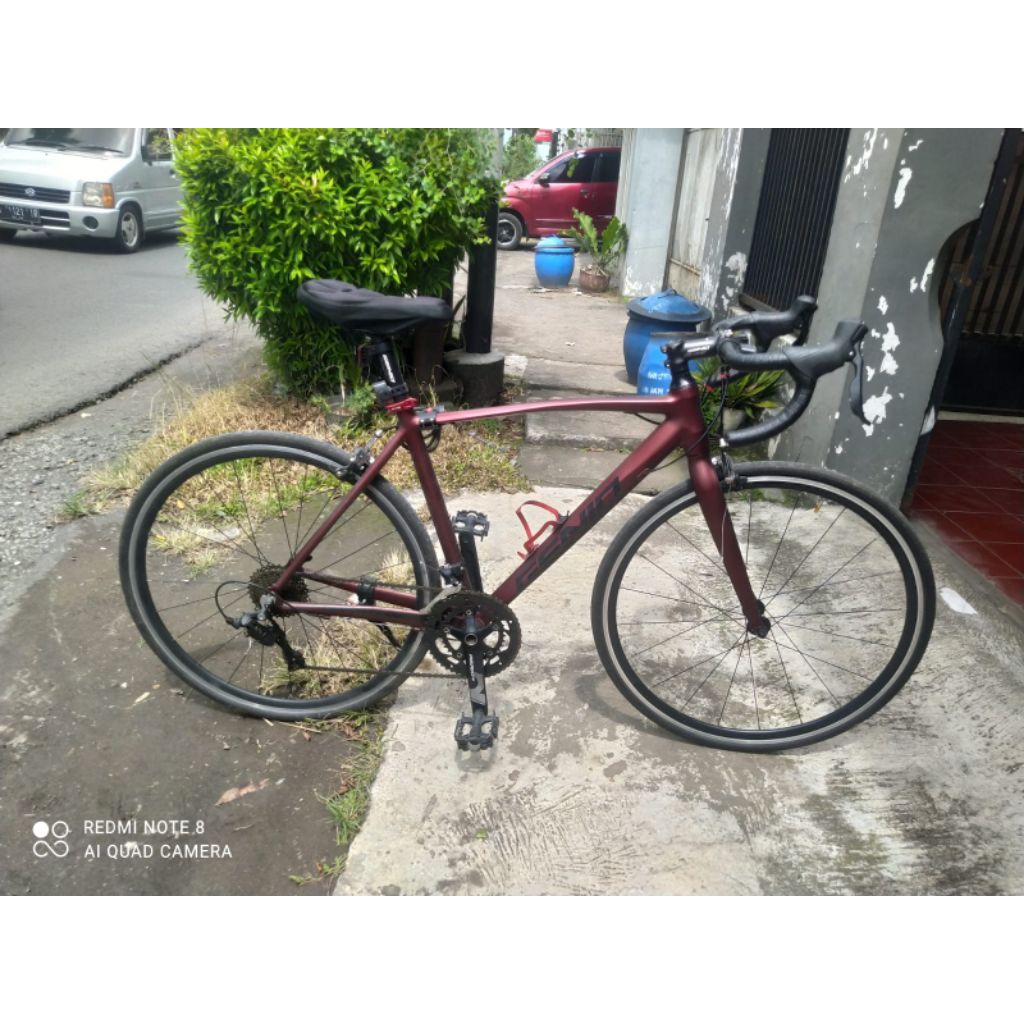 GENIO ROAD BIKE AERIO R1 700