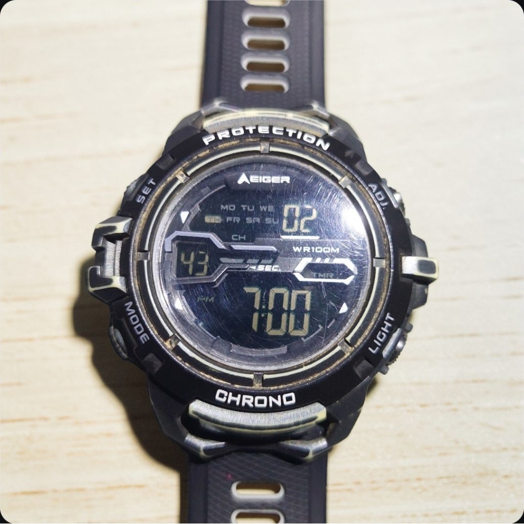 Jam Tangan Eiger Bernese Digital
