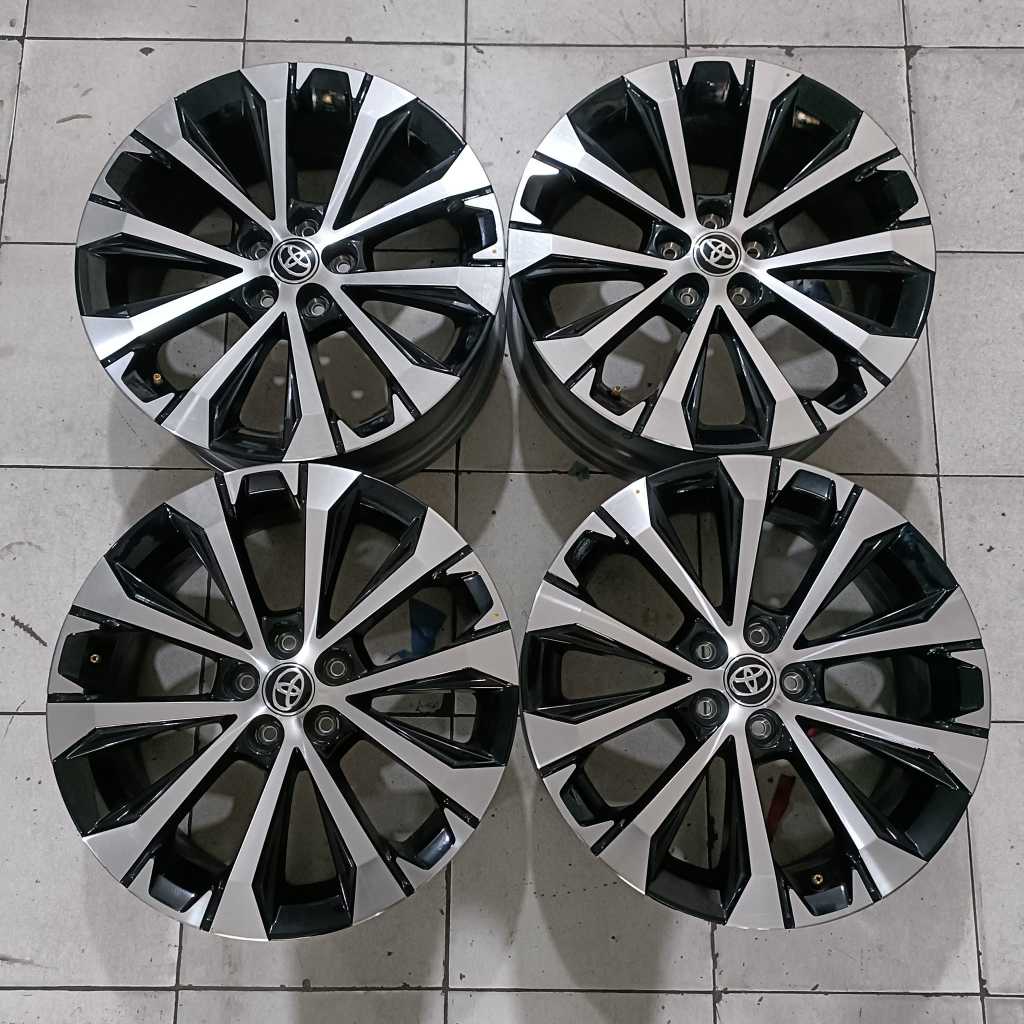 VELG MOBIL BEKAS AVANZA VELOZ FWD RING 17 H5X100