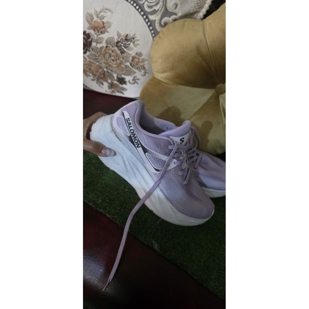 Sepatu Salomon Aero glide