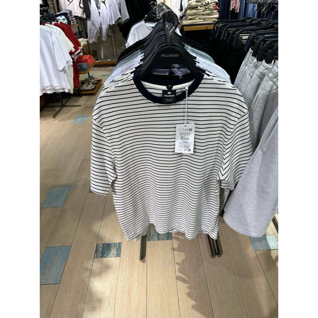 Kaos Garis Cowok Pull and Bear