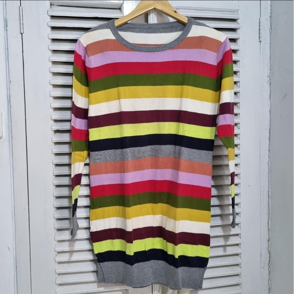 PRELOVED. SWEATER TUNIK. SWEATER RAJUT. ATASAN RAJUT WANITA