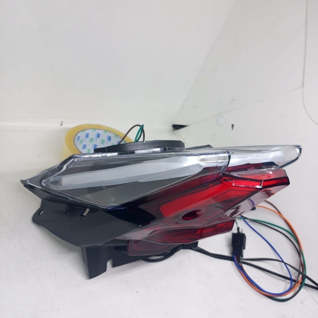 LAMPU STOP VARIO TECHNO 110 KARBU CUSTOM ALIS RUNNING