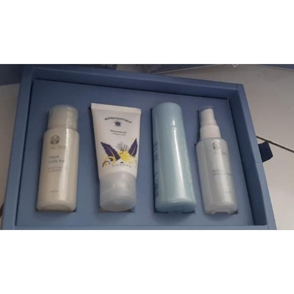 Paket Travel Kit NuSkin® ( Isi = Napca®, Exfoliant Scrub, Liquid Body Bar,Scion Rol On)