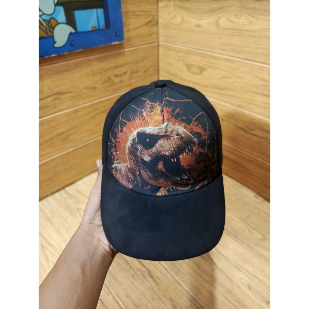 Topi jurassic Word second original