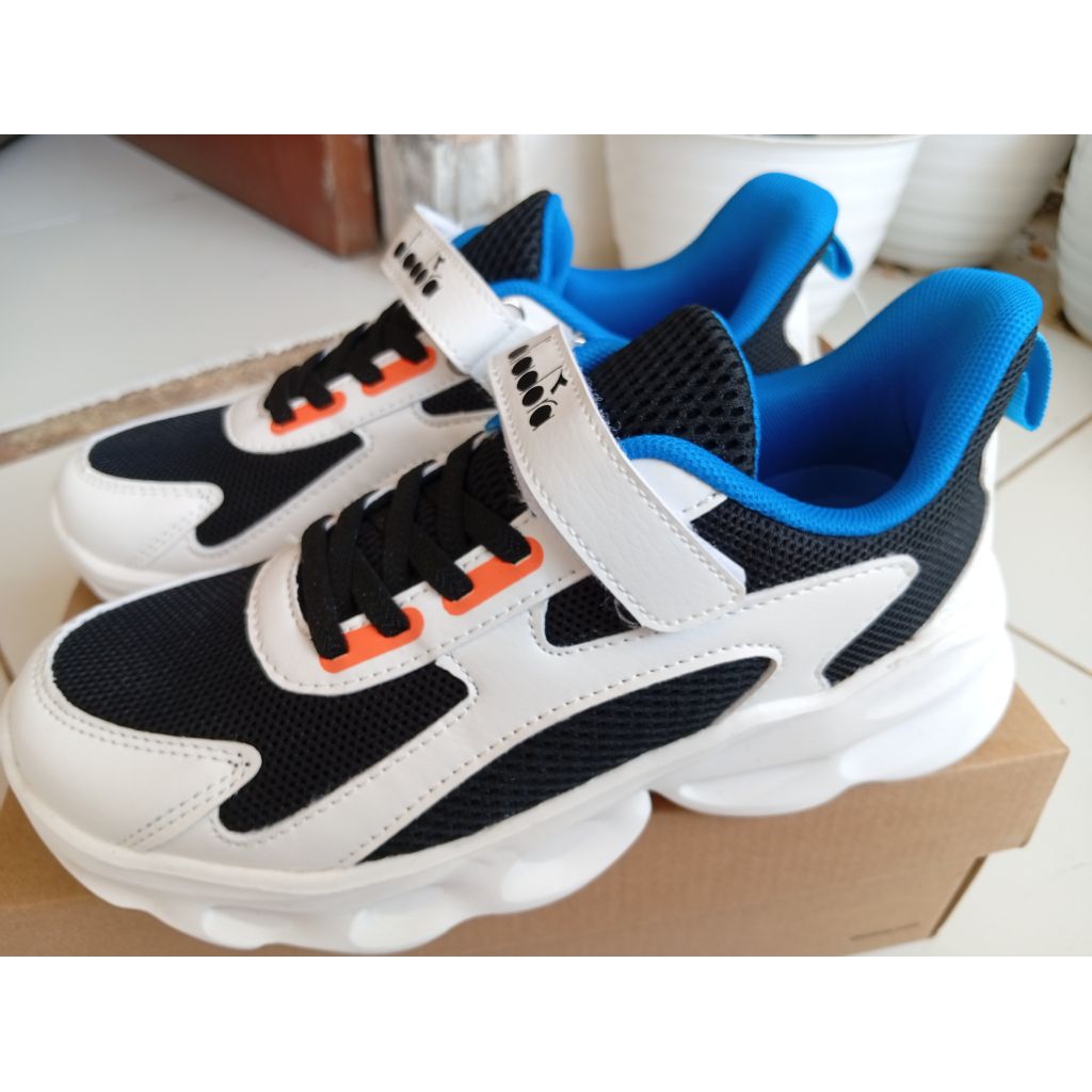 Sepatu Anak DIADORA ORIGINAL