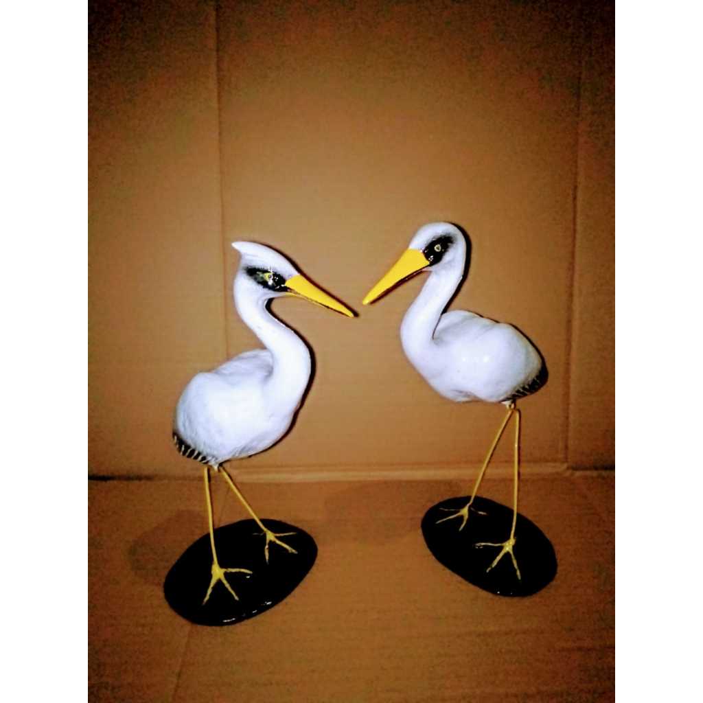 Patung Burung Bangau Hiasan Taman - Desain Realistis, Bahan Tahan Air,