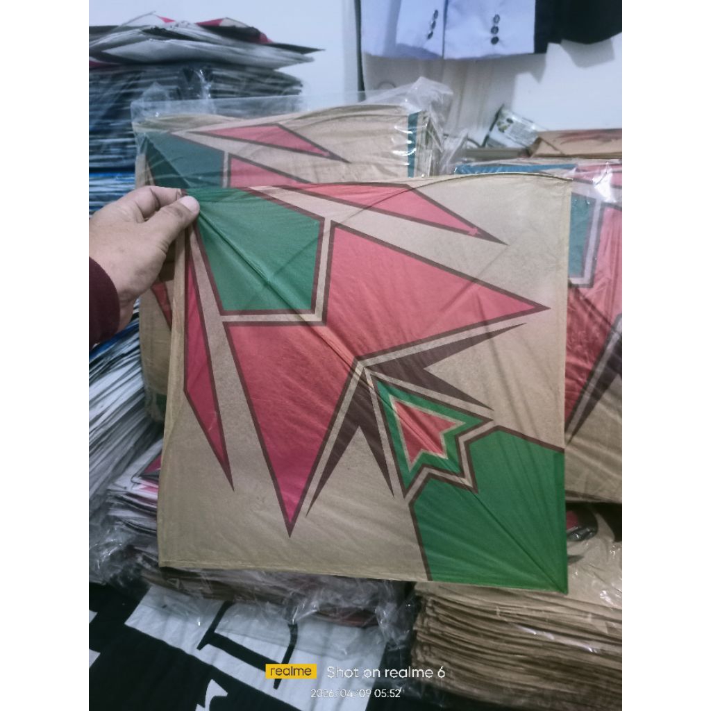 layangan seot berotot kertas coklat sablon UK 56x48 isi 50pcs