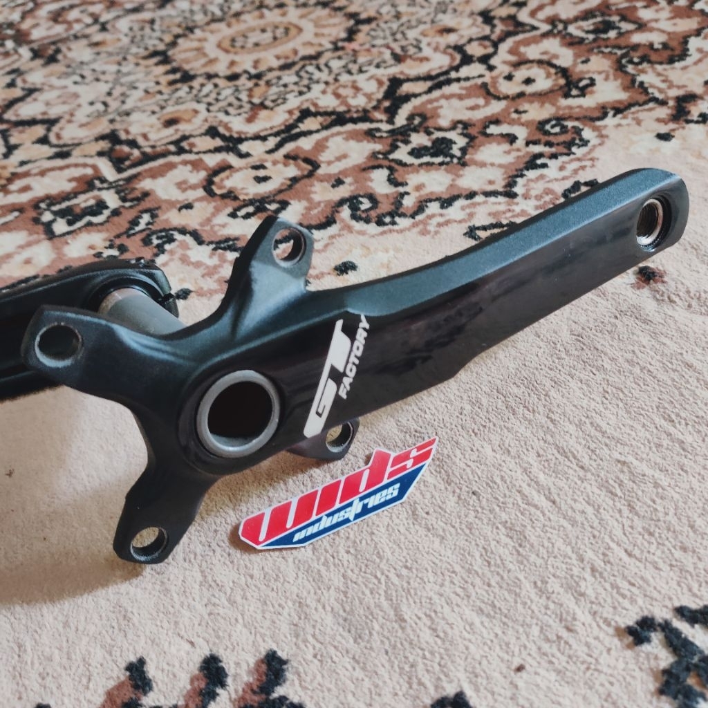 CRANK ARM GT FACTORY GT BMX 170 MM BB73 BCD104 LEPASAN BARU BMX RACE MTB