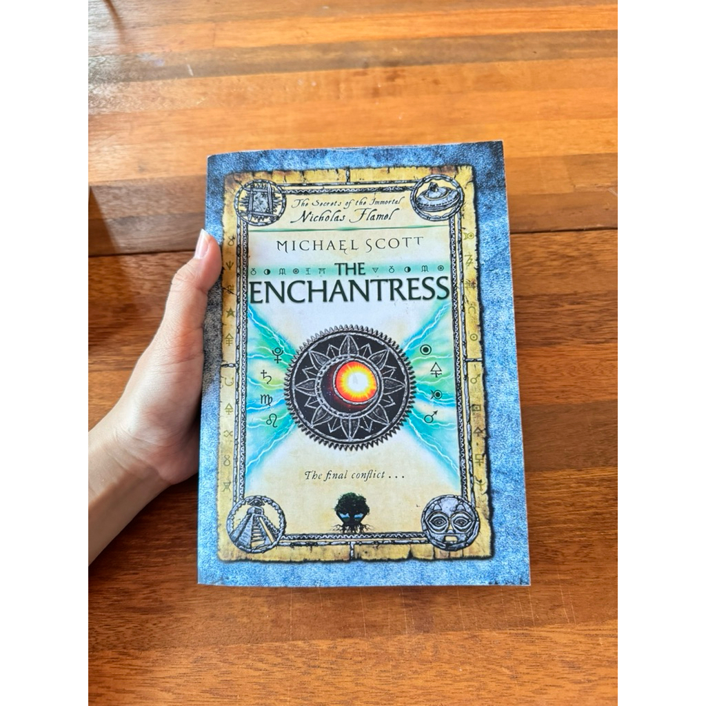 NOVEL MICHAEL SCOTT/ THE ENCHANTRESS/the final conflict/NOVEL PRELOVED/PL/Terjemahan