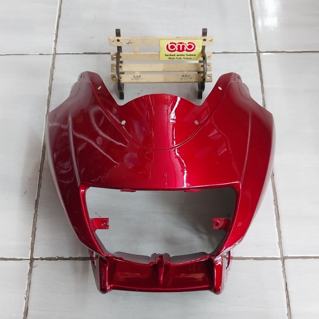Yamaha RXZ Catalyzer kedok batok cover lampu depan kondisi baru (ada retak sedikit)